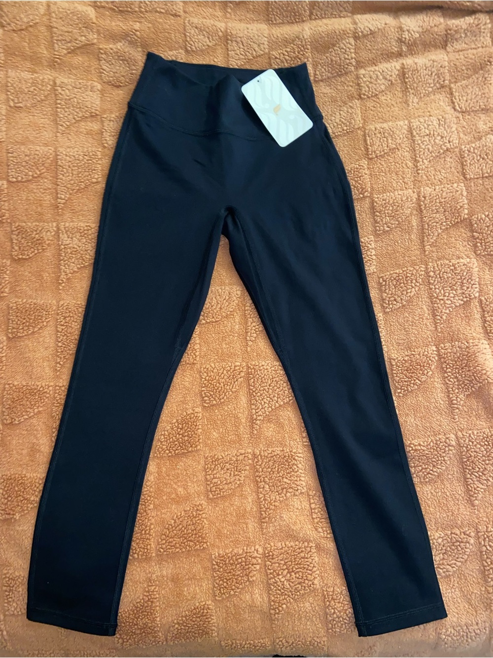 Fabletics Trinity High-Waisted Pocket Capri - Black